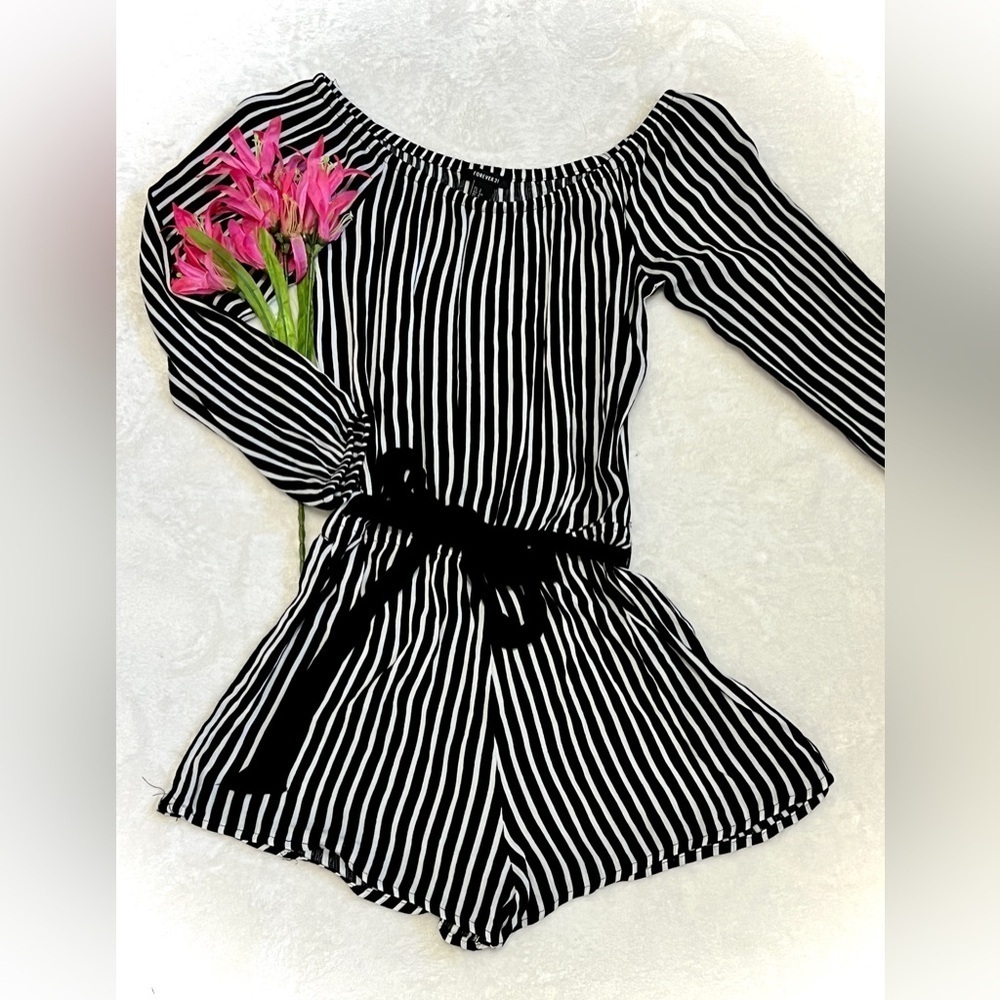 Forever 21 Striped Off Shoulder Tie Waist Romper - Small